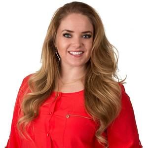 Meet your Posher, Cassia